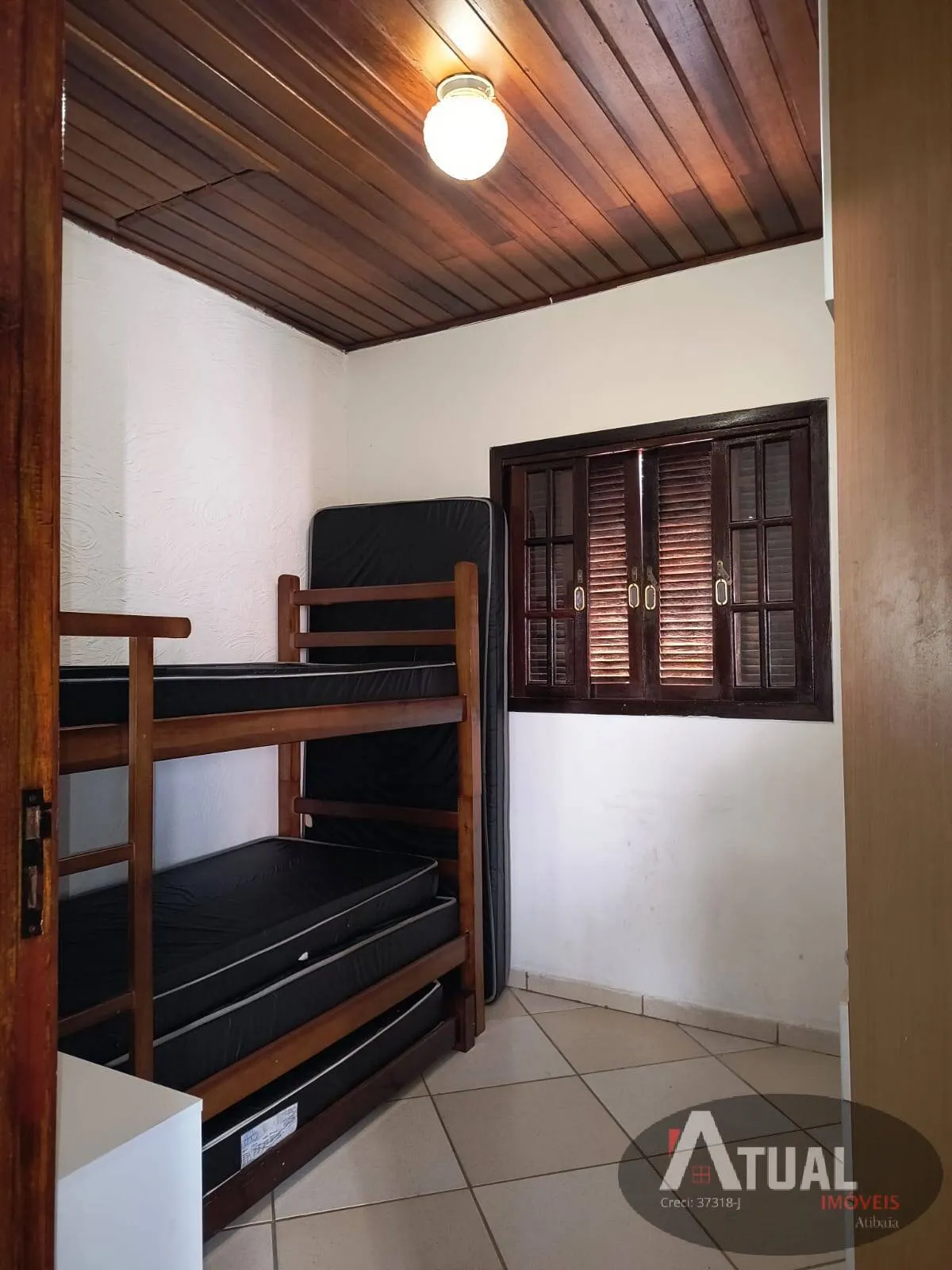 Casa à venda de 1.200 m² em Mairiporã, SP, Brasil
