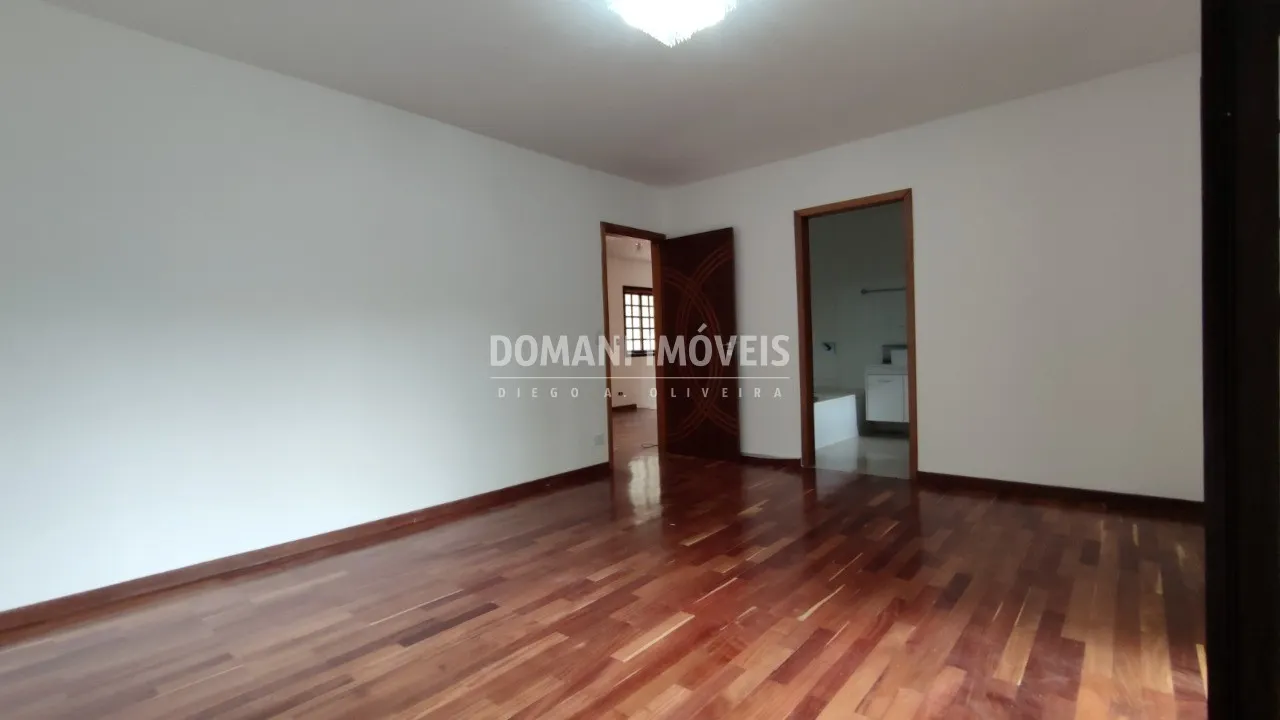 Casa à venda de 2.890 m² em Santo Antônio do Pinhal, SP, Brasil