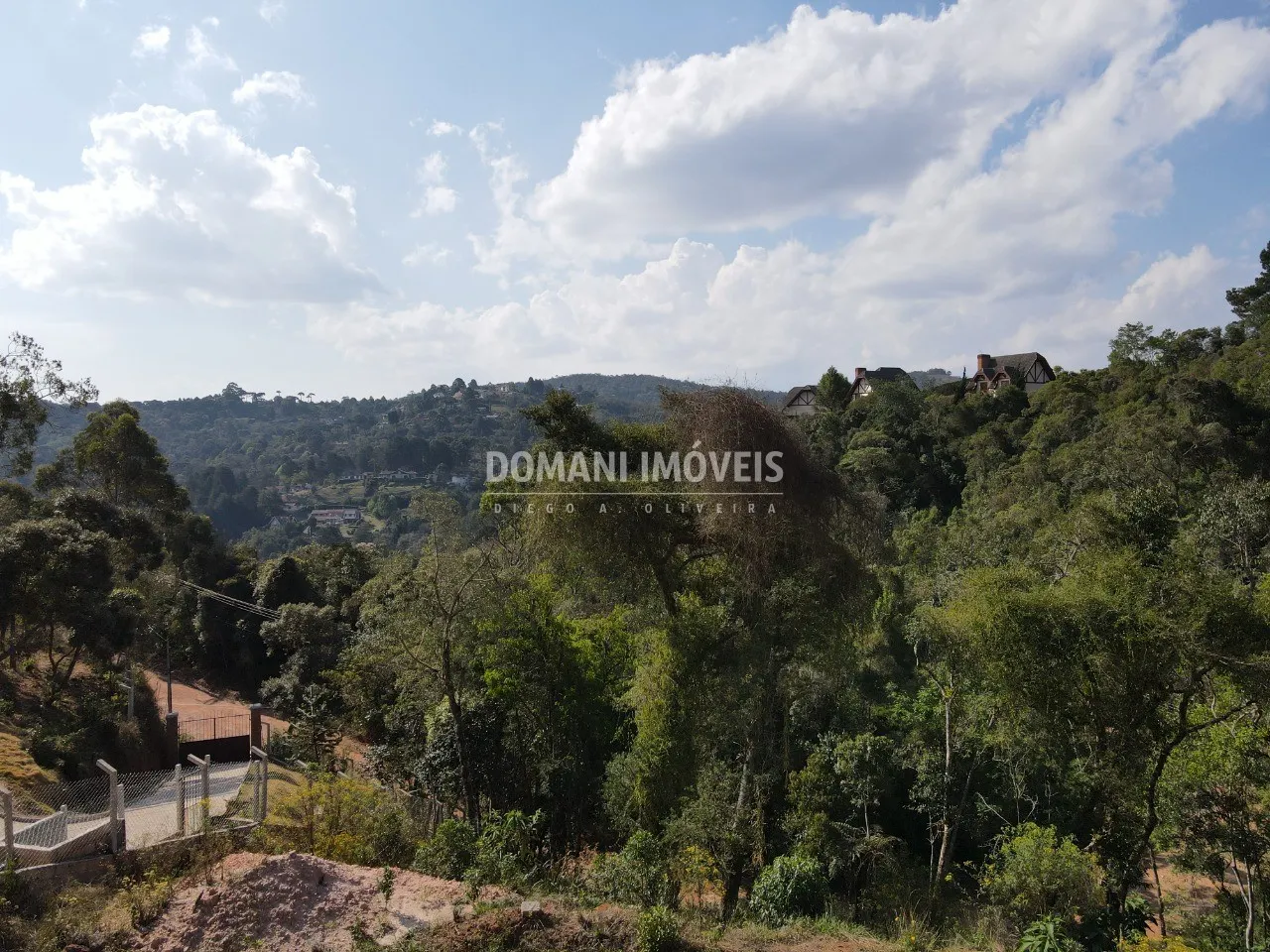 Terreno à venda de 3.590 m² em Campos do Jordão, SP, Brasil