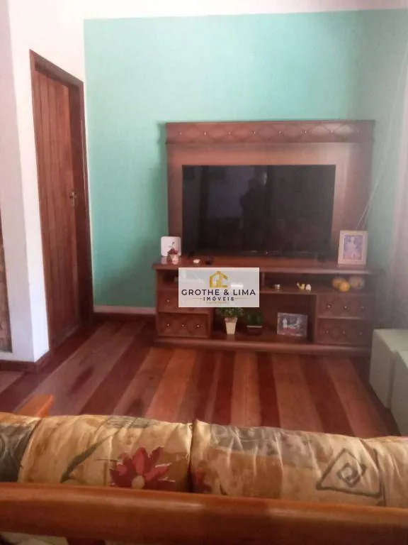 Country home for sale of 2,370 m² in Santa Branca, SP, Brazil