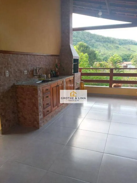 Country home for sale of 2,370 m² in Santa Branca, SP, Brazil