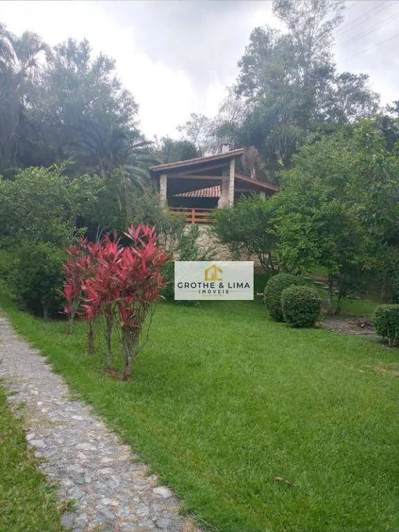 Country home for sale of 2,370 m² in Santa Branca, SP, Brazil