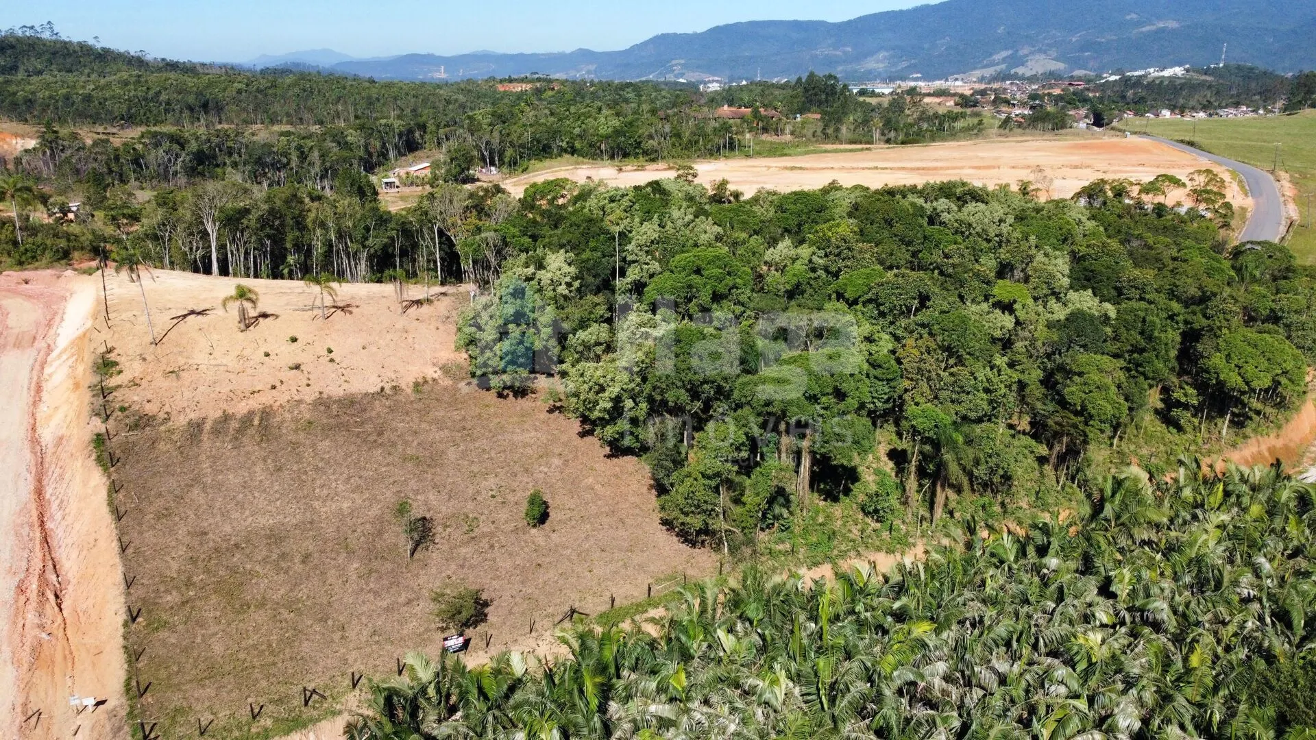 Fazenda à venda de 2 ha em Canelinha, SC, Brasil
