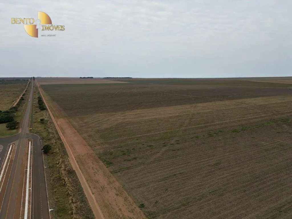 Fazenda à venda de 242 ha em Jangada, MT, Brasil