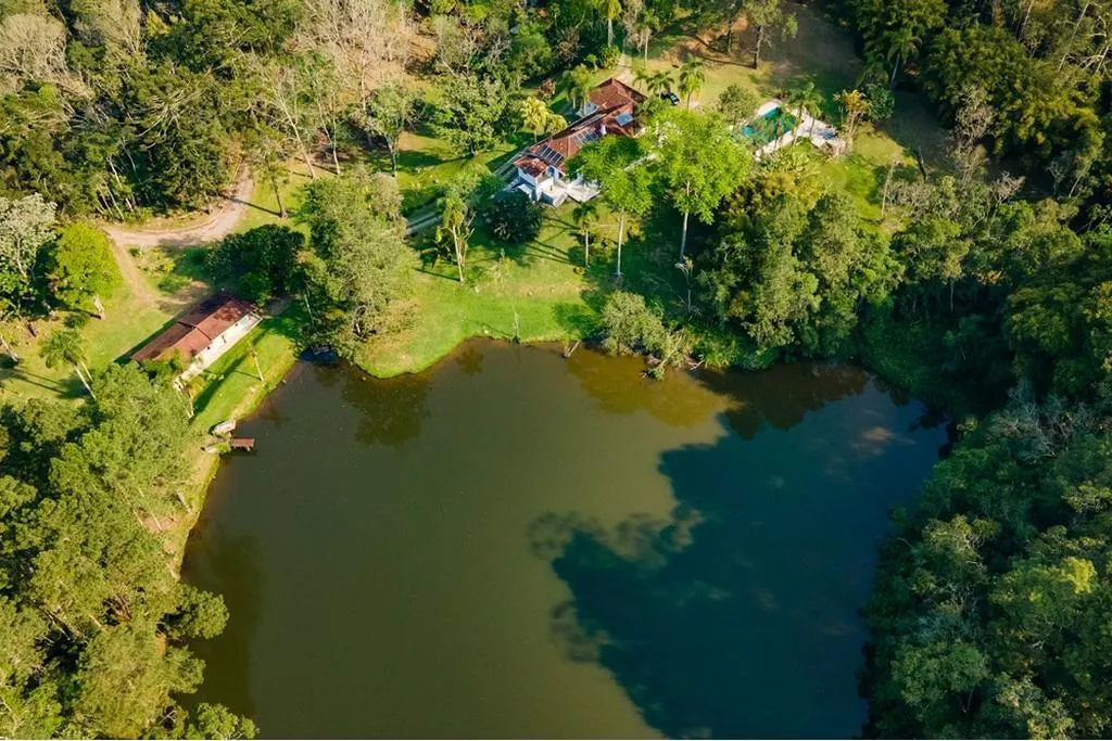 Fazenda à venda de 58 ha em Itapecerica da Serra, SP, Brasil