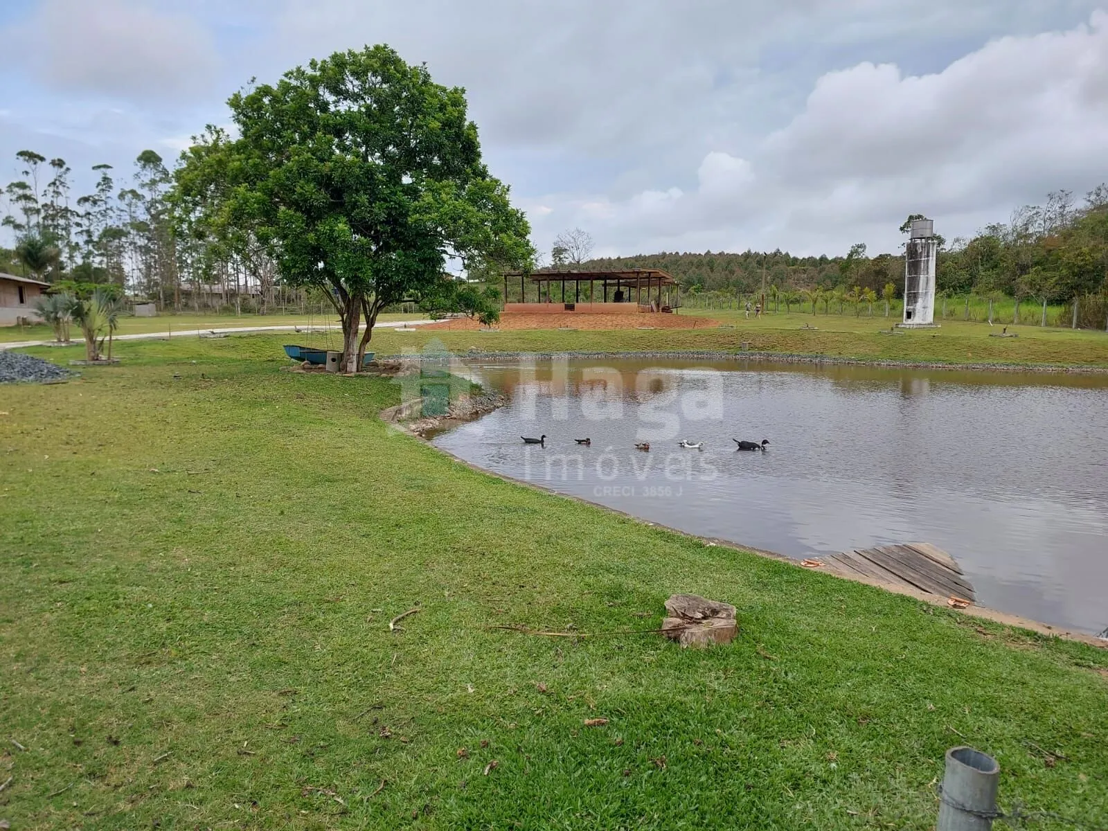 Terreno à venda de 1 ha em Balneário Piçarras, SC, Brasil