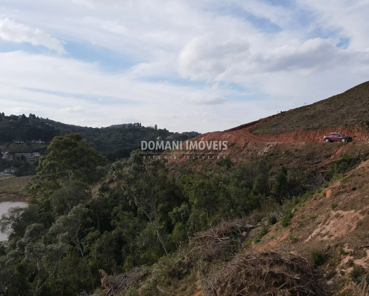 Terreno à venda de 1.650 m² em Campos do Jordão, SP, Brasil