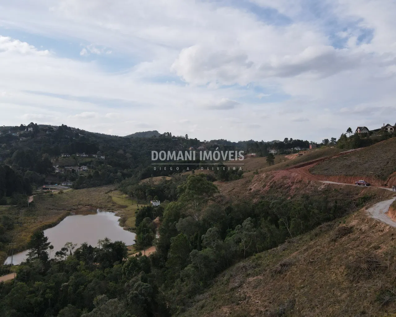 Terreno à venda de 1.650 m² em Campos do Jordão, SP, Brasil
