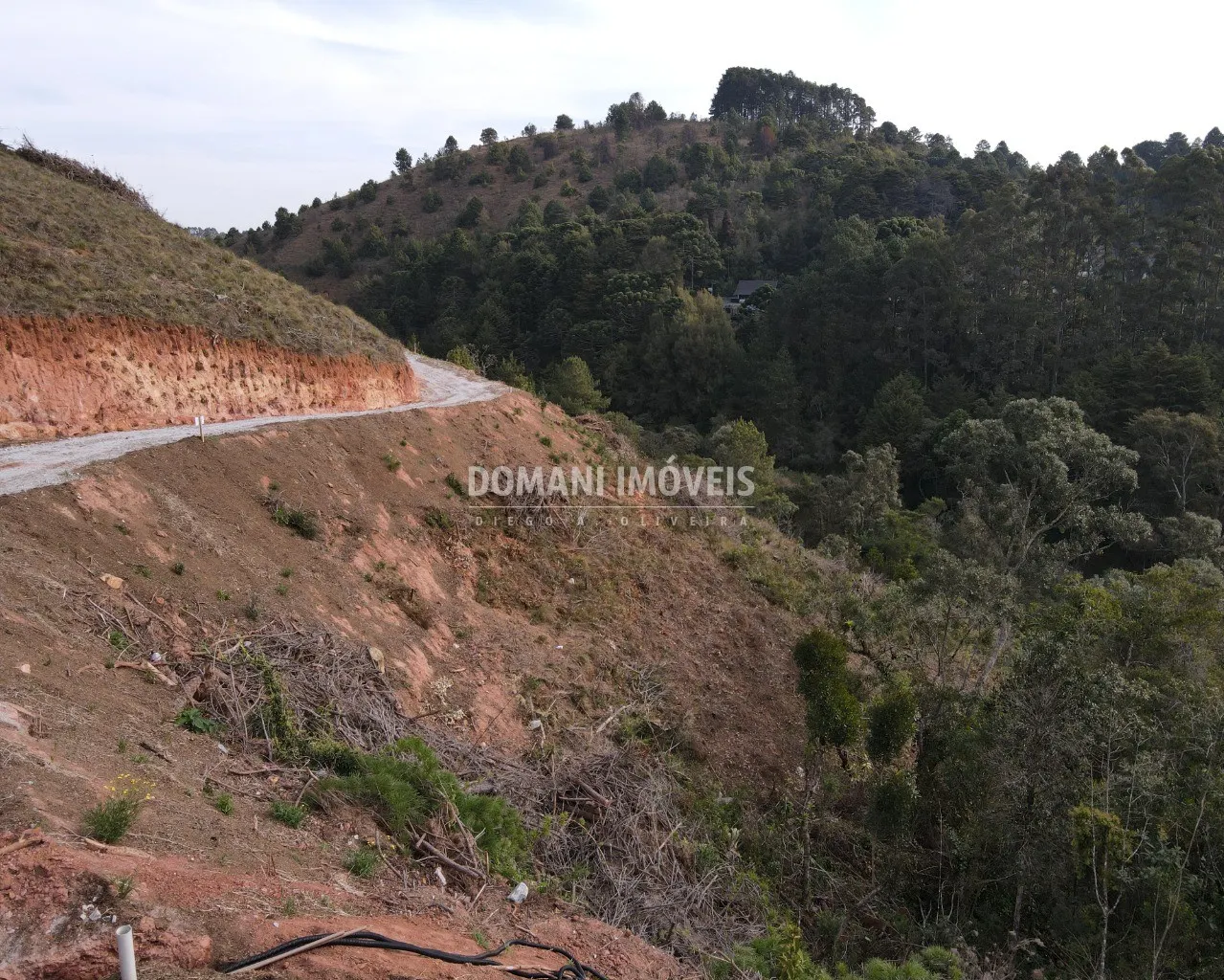 Terreno à venda de 1.650 m² em Campos do Jordão, SP, Brasil