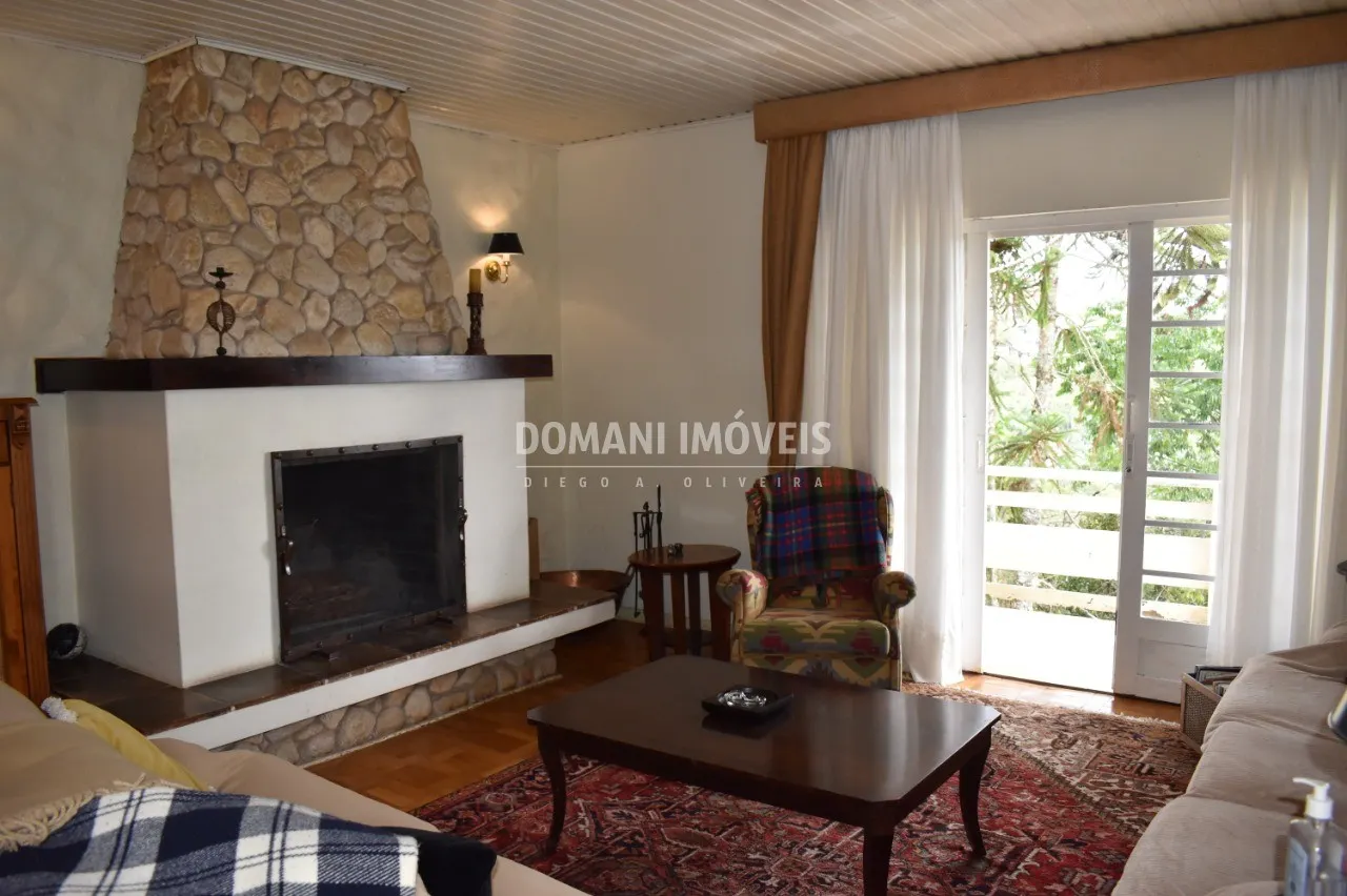 Casa à venda de 3.400 m² em Campos do Jordão, SP, Brasil