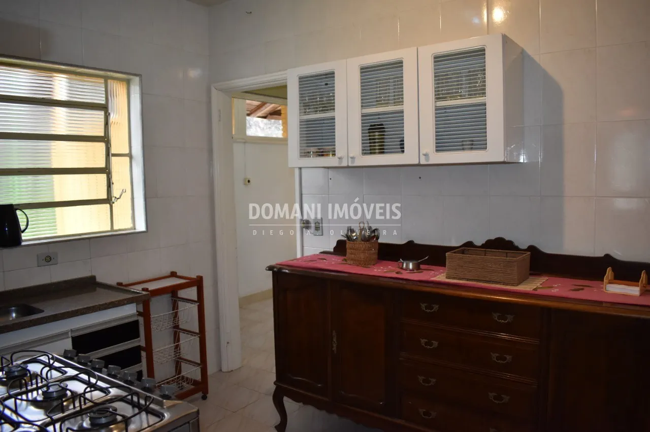 Casa à venda de 3.400 m² em Campos do Jordão, SP, Brasil