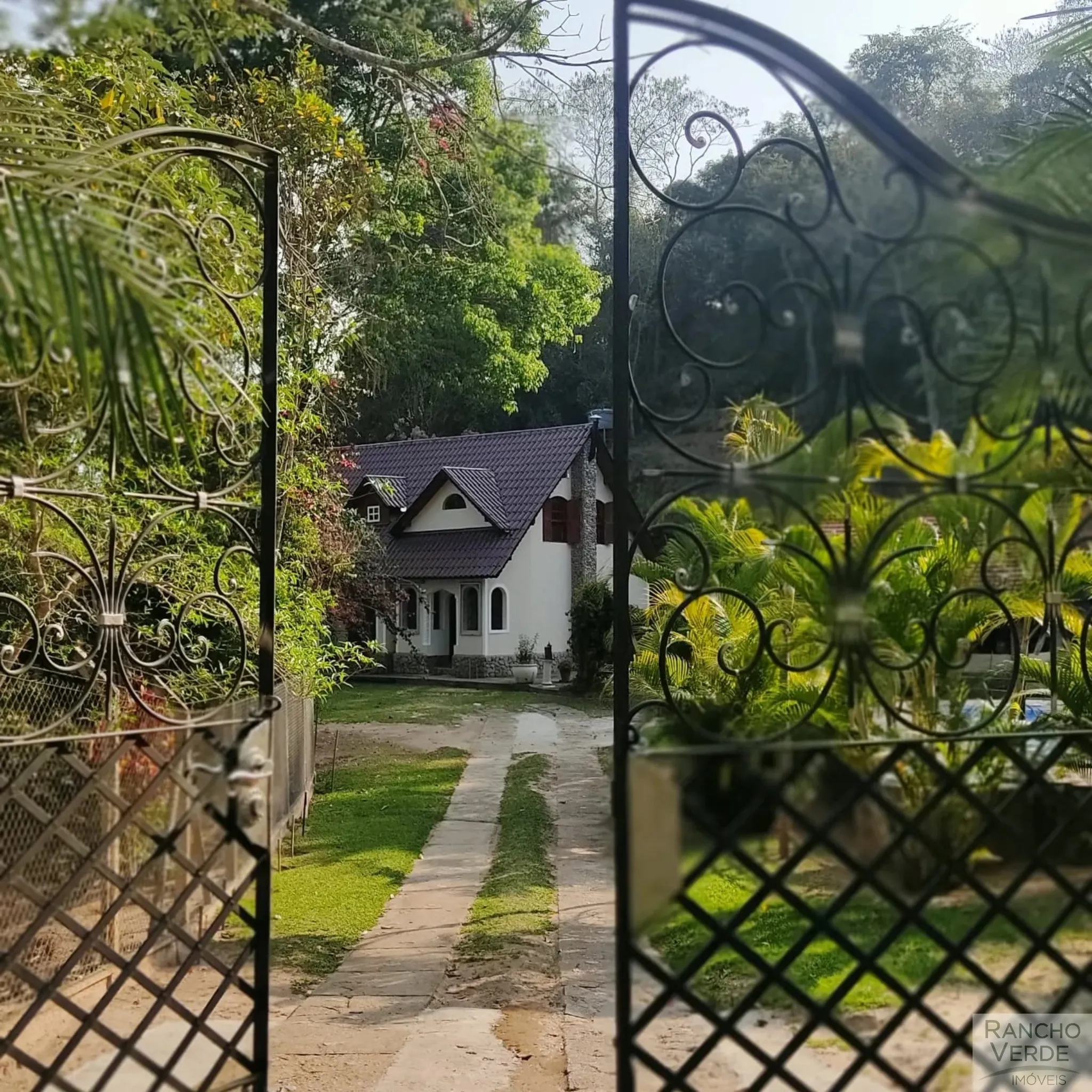 Sítio à venda de 6 ha em Jambeiro, SP, Brasil