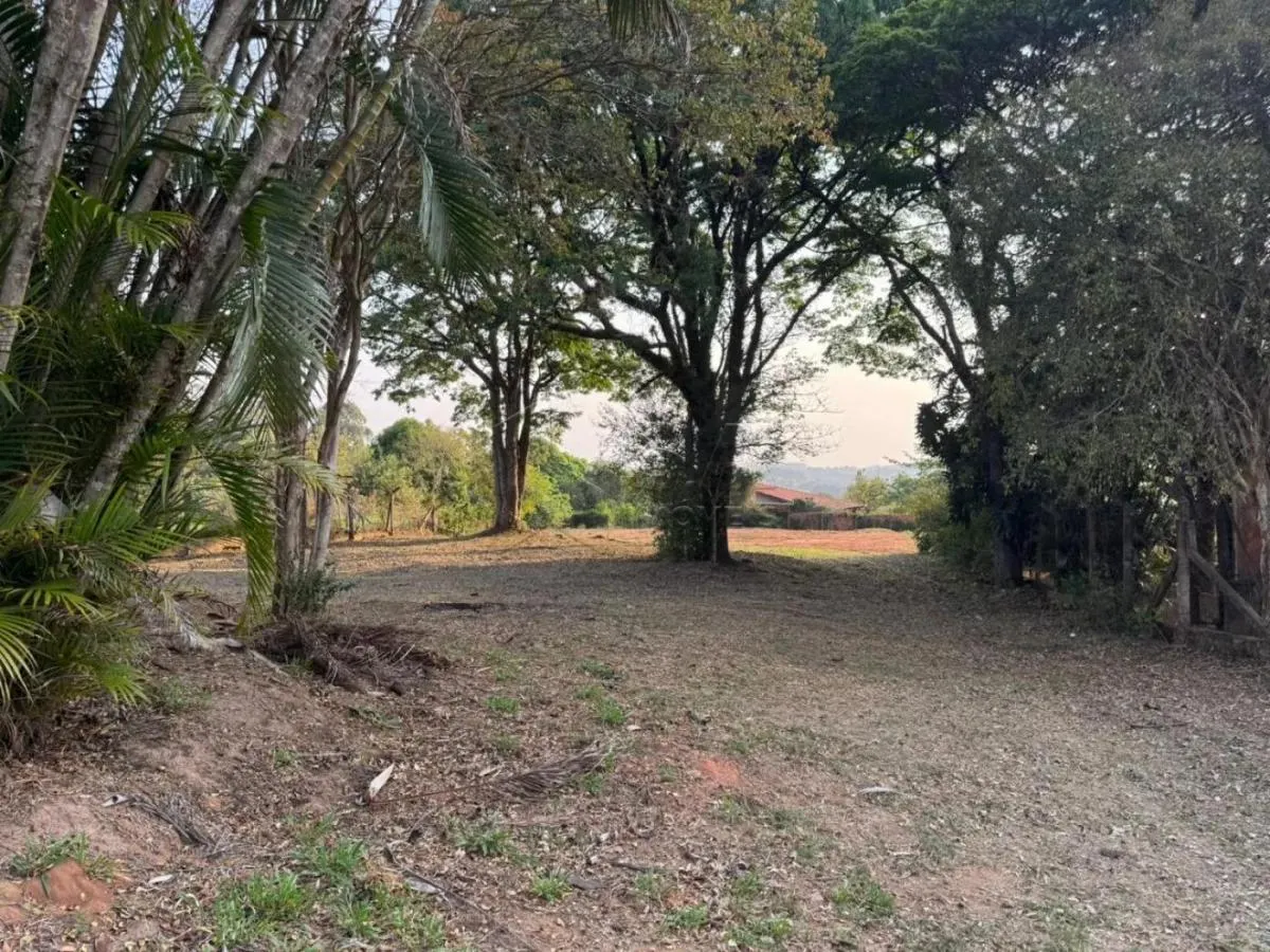 Chácara à venda de 9.261 m² em Botucatu, SP, Brasil