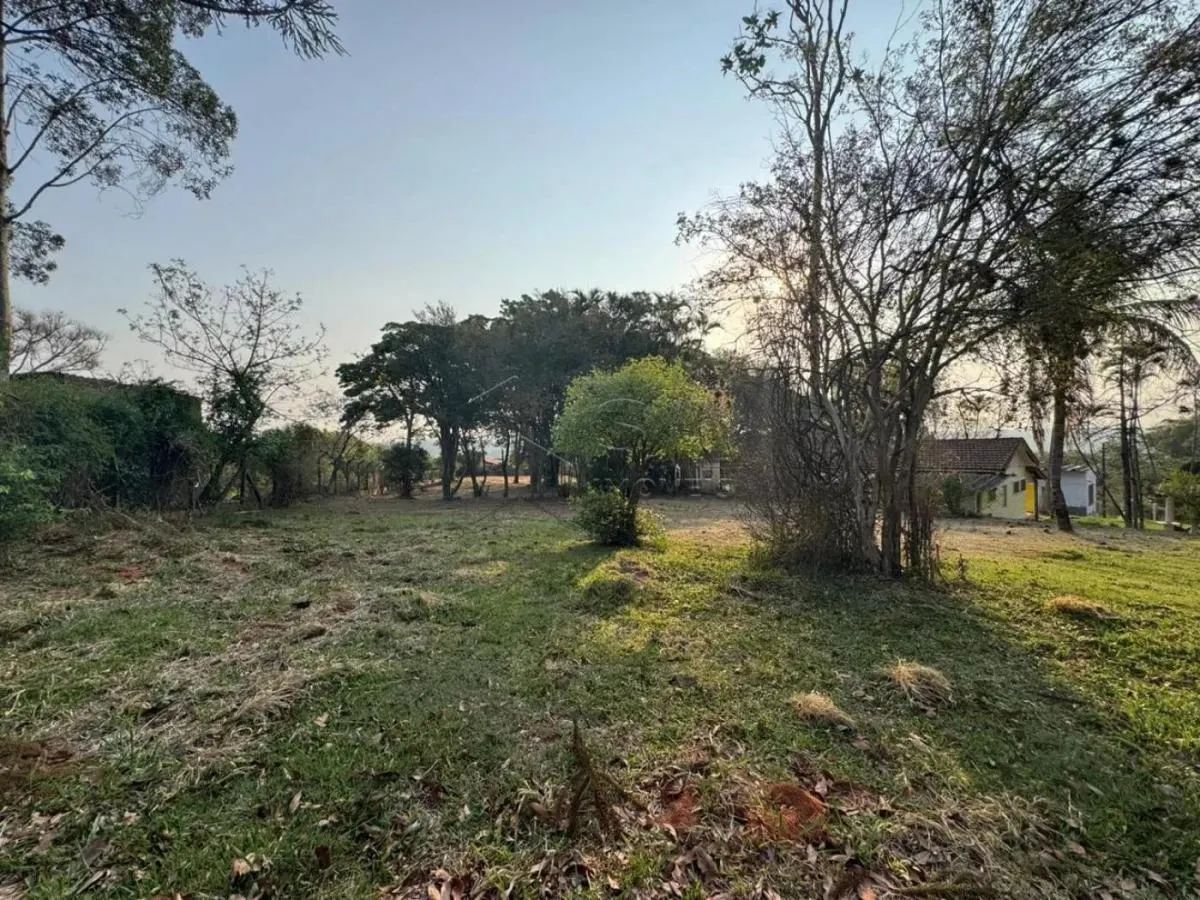Chácara à venda de 9.261 m² em Botucatu, SP, Brasil