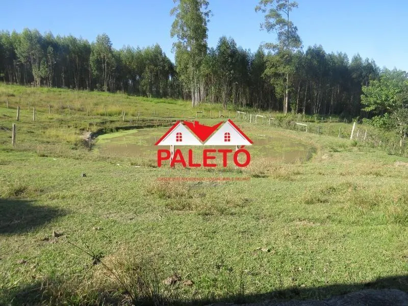 Sítio à venda de 14 ha em Porangaba, SP, Brasil