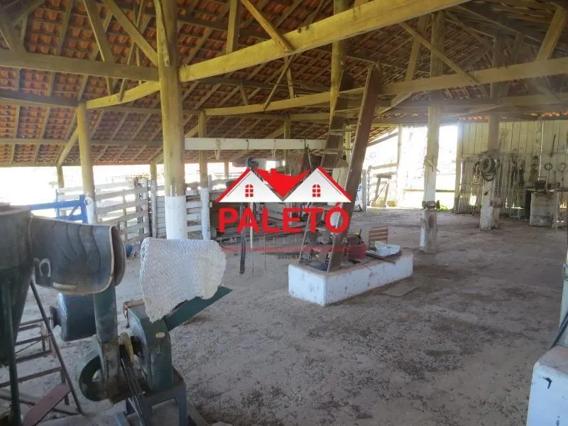 Sítio à venda de 14 ha em Porangaba, SP, Brasil