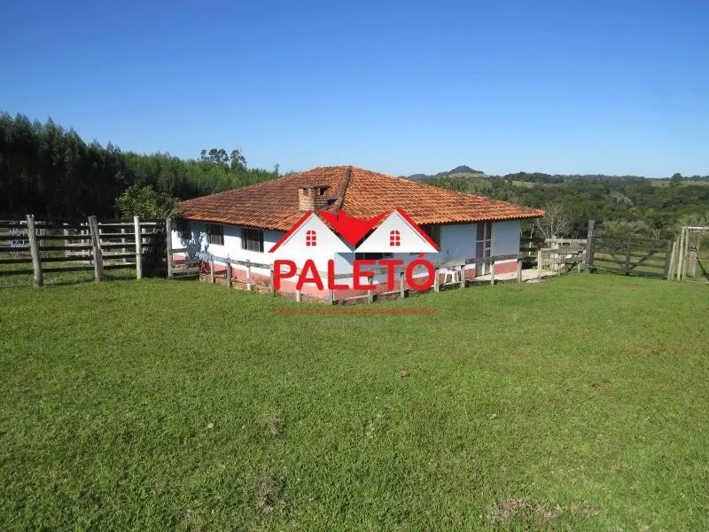 Sítio à venda de 14 ha em Porangaba, SP, Brasil