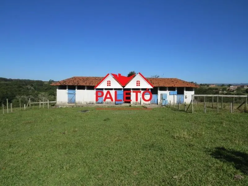 Sítio à venda de 14 ha em Porangaba, SP, Brasil