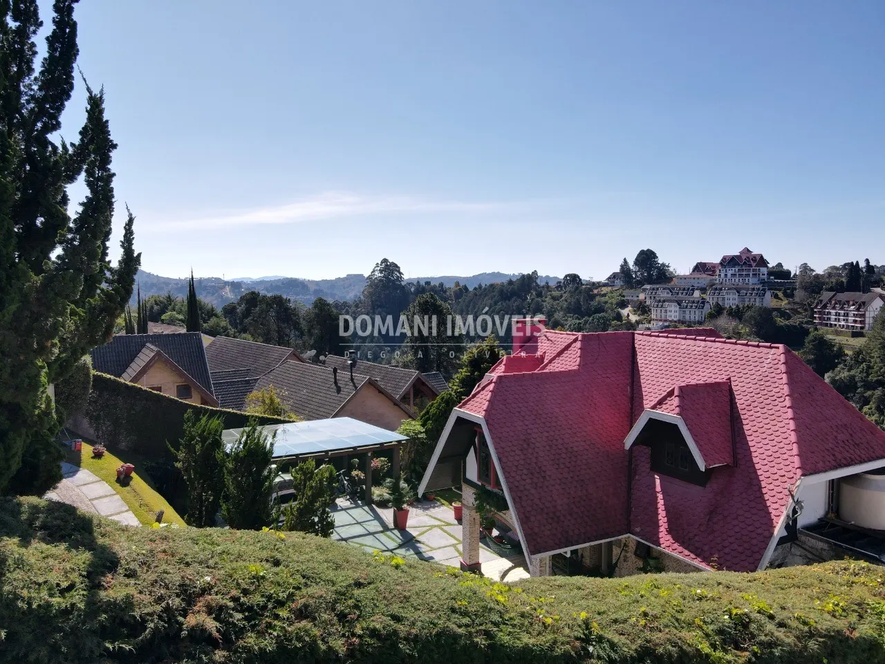 Casa à venda e para Alugar de 1.140 m² em Campos do Jordão, SP, Brasil