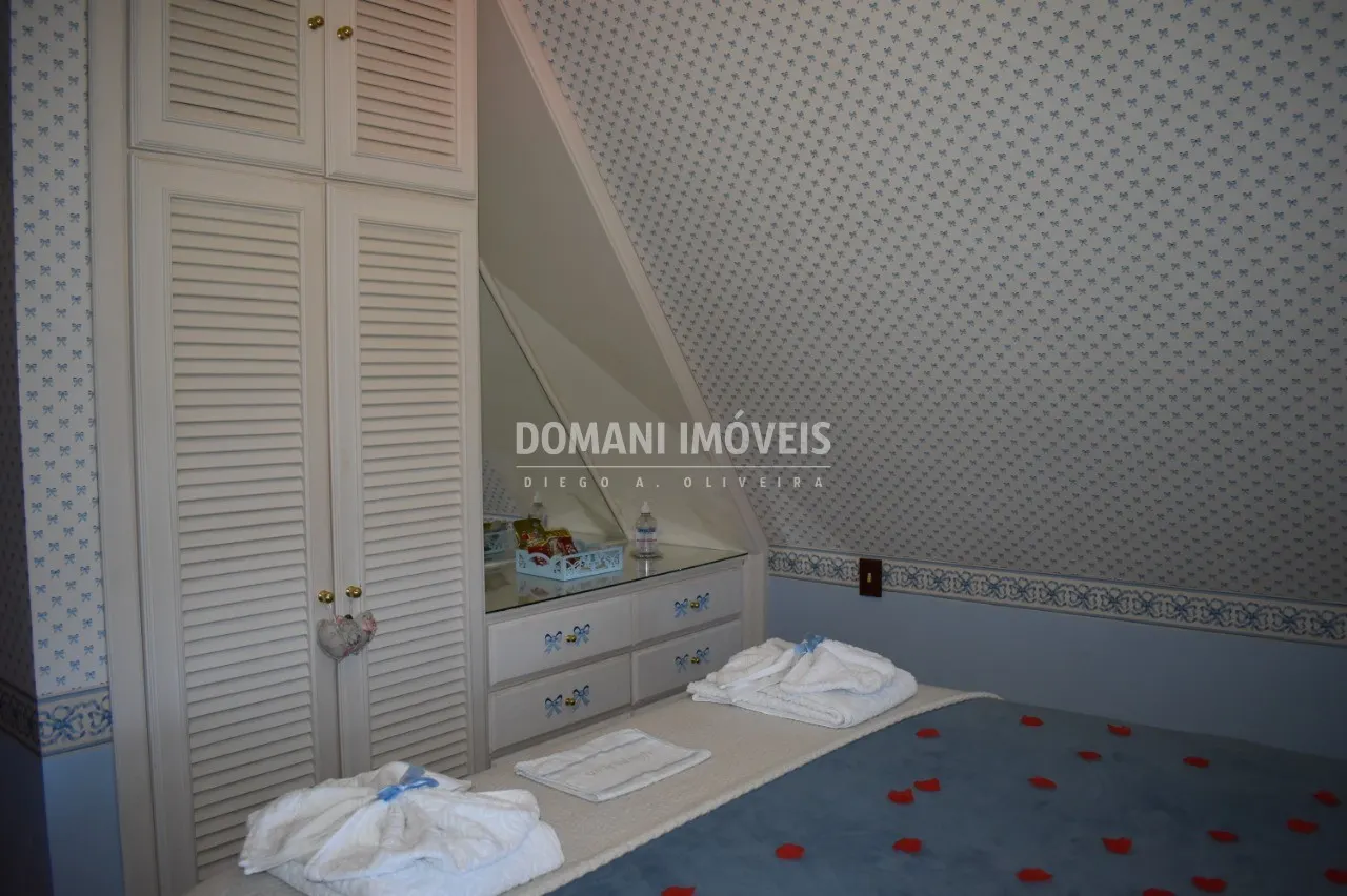 Casa à venda e para Alugar de 1.140 m² em Campos do Jordão, SP, Brasil
