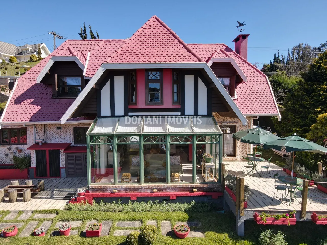 Casa à venda e para Alugar de 1.140 m² em Campos do Jordão, SP, Brasil