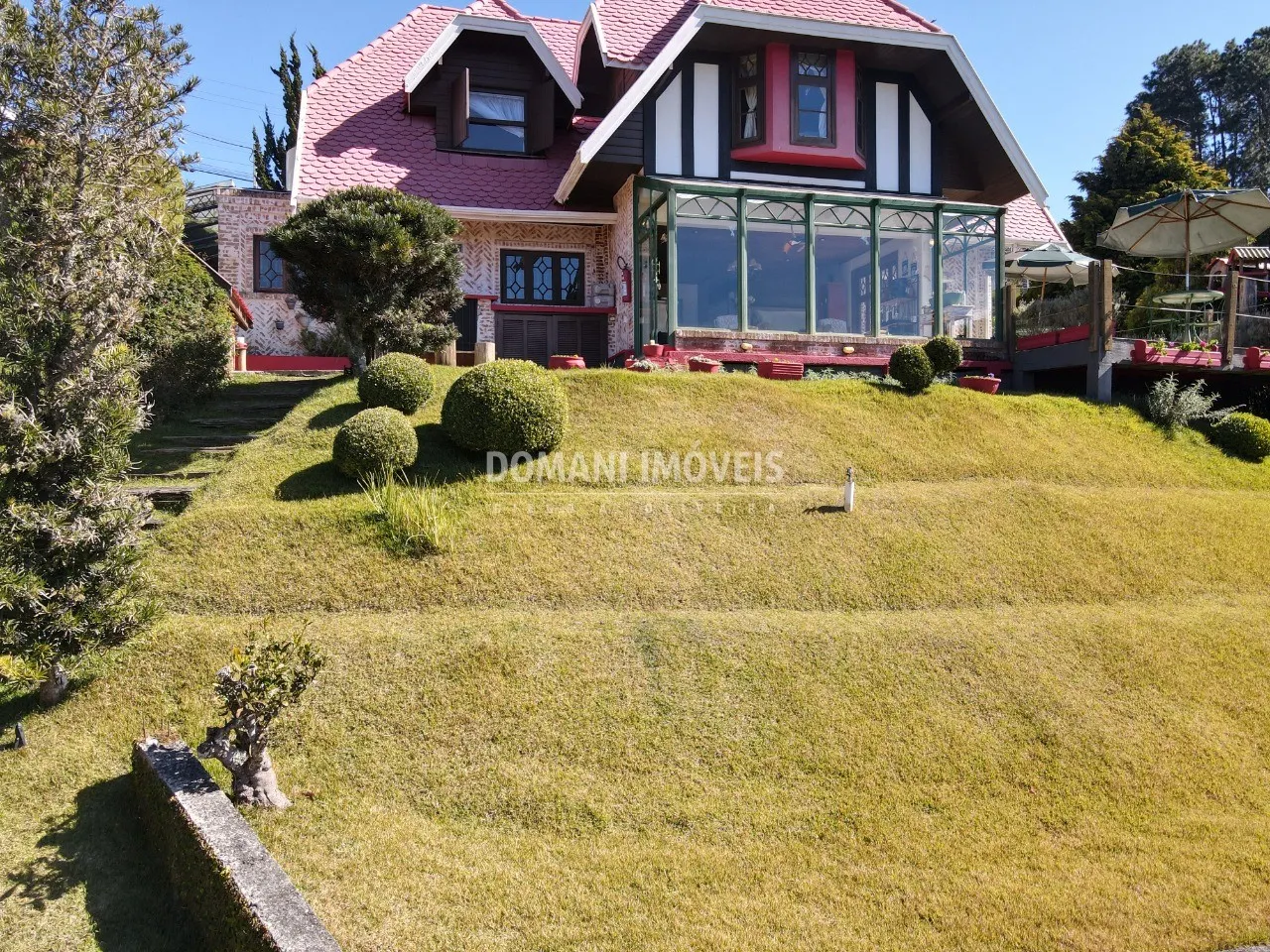 Casa à venda e para Alugar de 1.140 m² em Campos do Jordão, SP, Brasil
