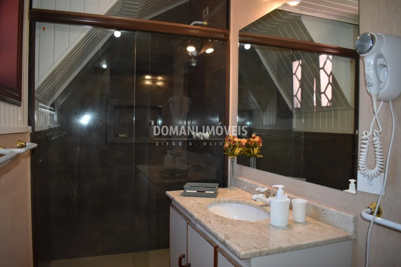 Casa à venda e para Alugar de 1.140 m² em Campos do Jordão, SP, Brasil