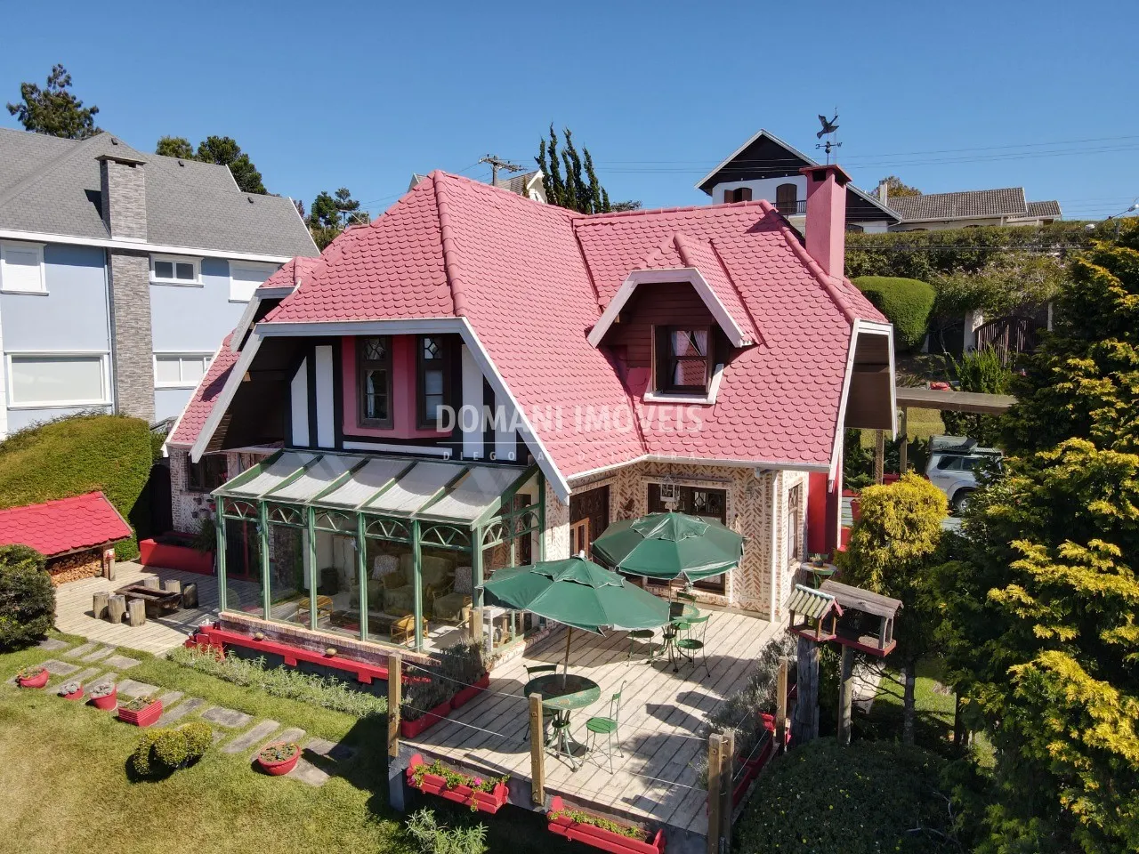 Casa à venda e para Alugar de 1.140 m² em Campos do Jordão, SP, Brasil