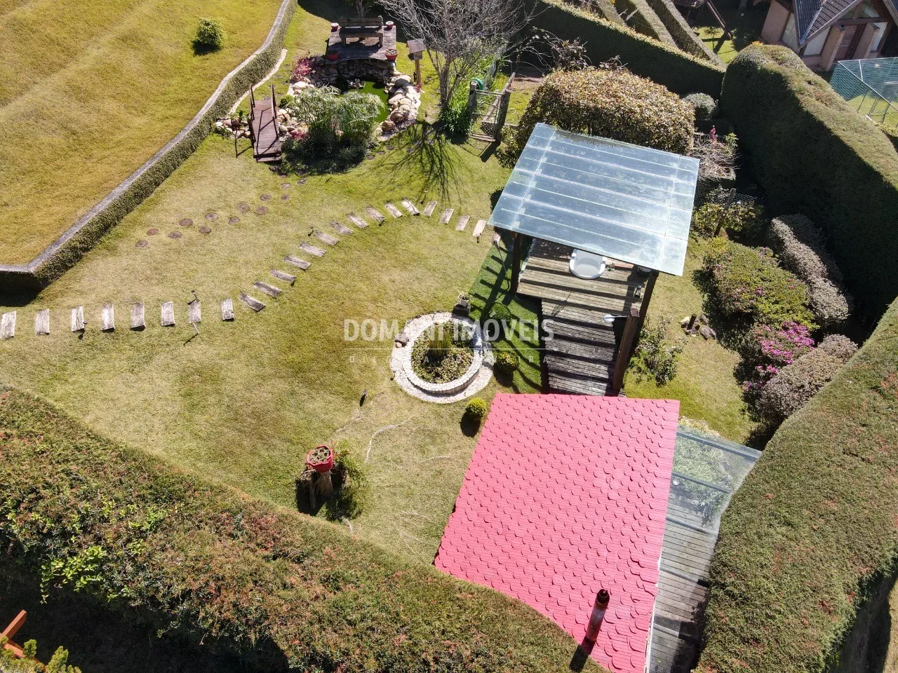 Casa à venda e para Alugar de 1.140 m² em Campos do Jordão, SP, Brasil