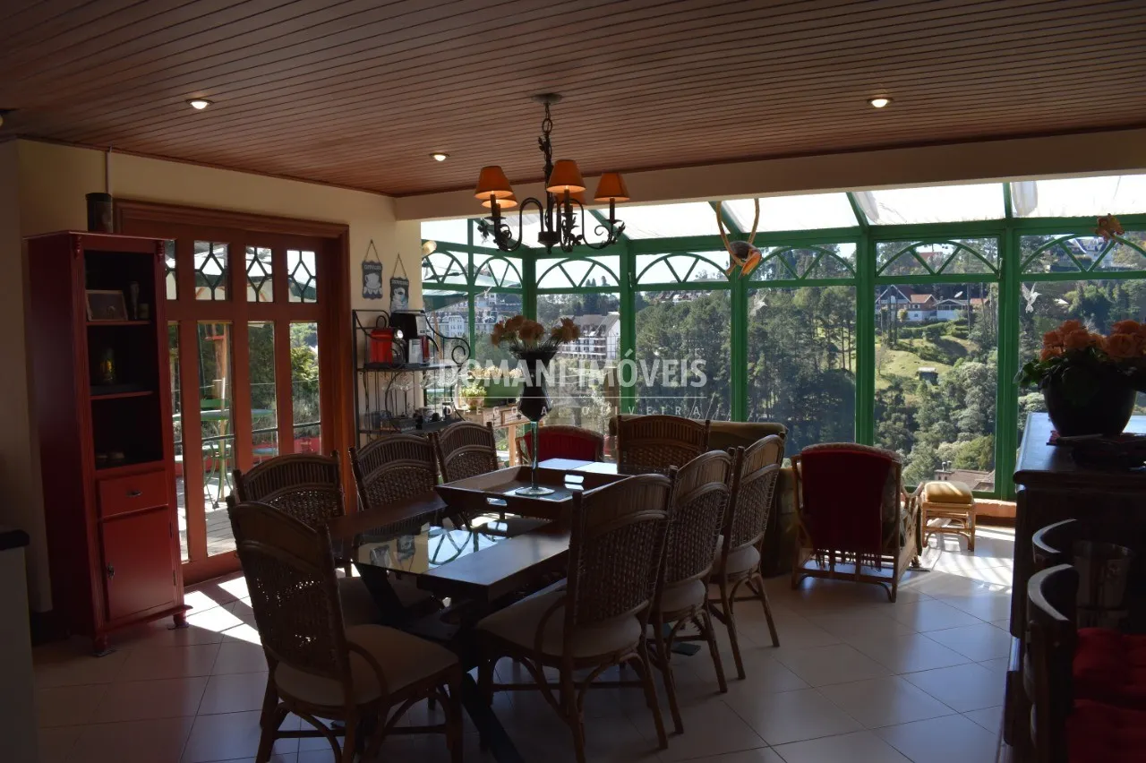 Casa à venda e para Alugar de 1.140 m² em Campos do Jordão, SP, Brasil