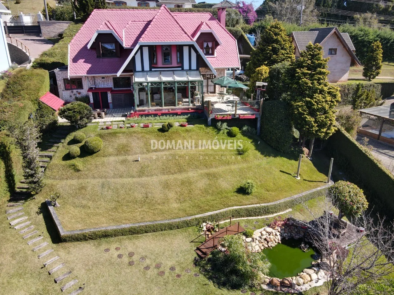 Casa à venda e para Alugar de 1.140 m² em Campos do Jordão, SP, Brasil