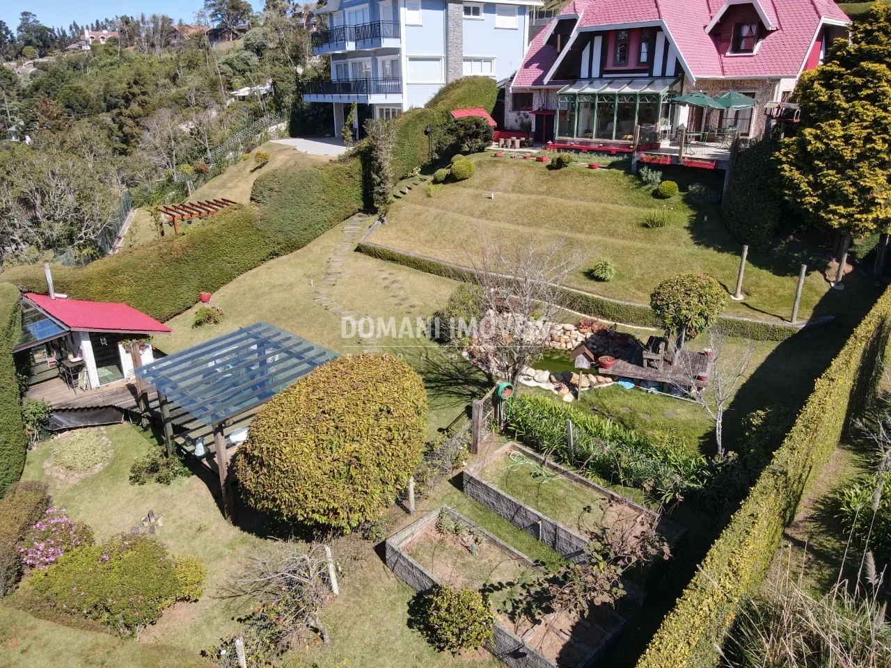 Casa à venda e para Alugar de 1.140 m² em Campos do Jordão, SP, Brasil