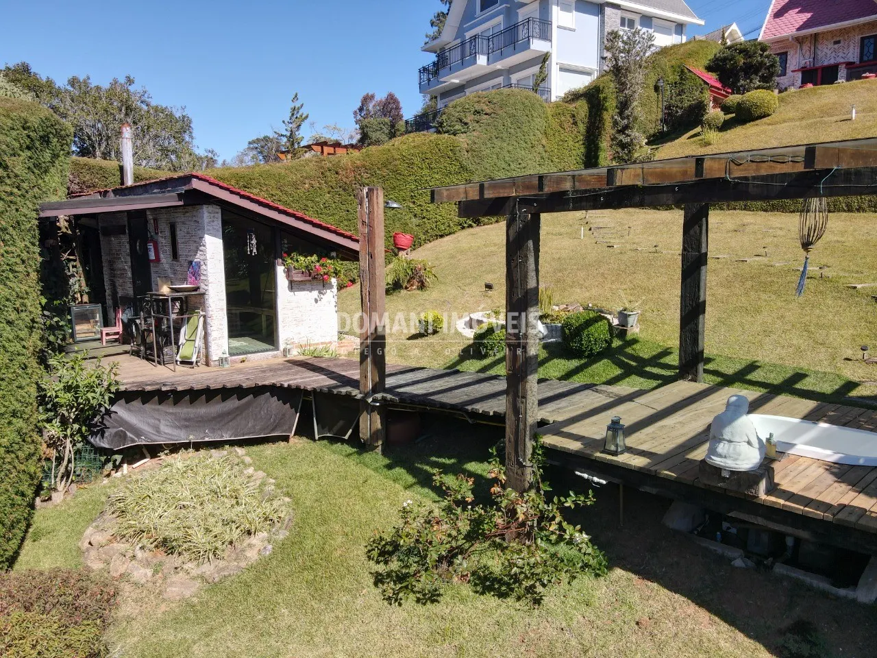 Casa à venda e para Alugar de 1.140 m² em Campos do Jordão, SP, Brasil