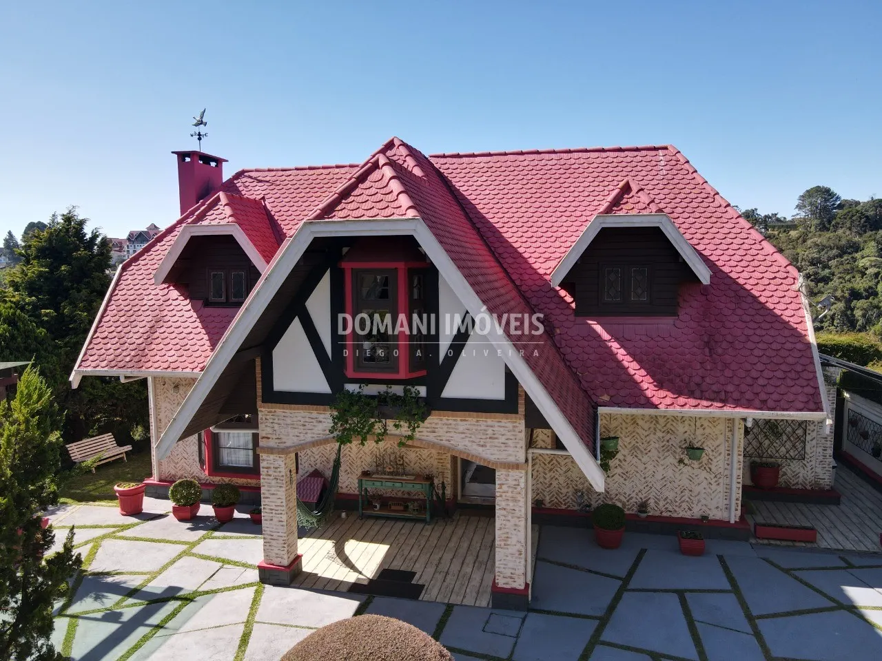 Casa à venda e para Alugar de 1.140 m² em Campos do Jordão, SP, Brasil