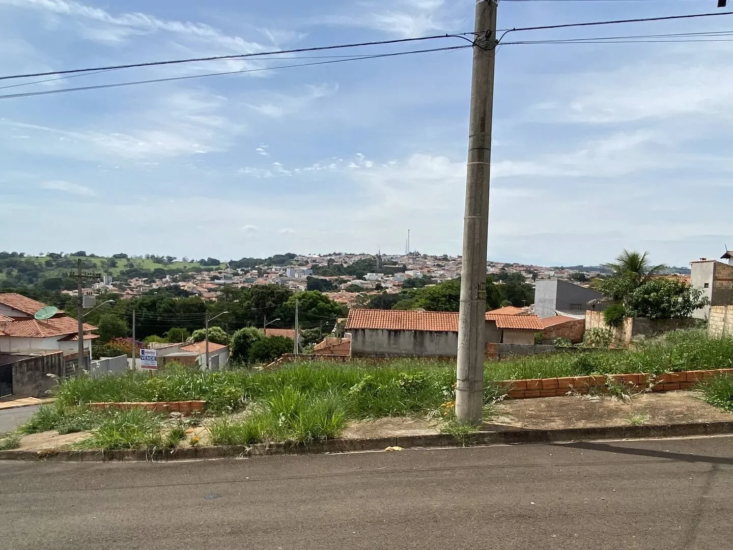 Terreno à venda de 250 m² em Piraju, SP, Brasil
