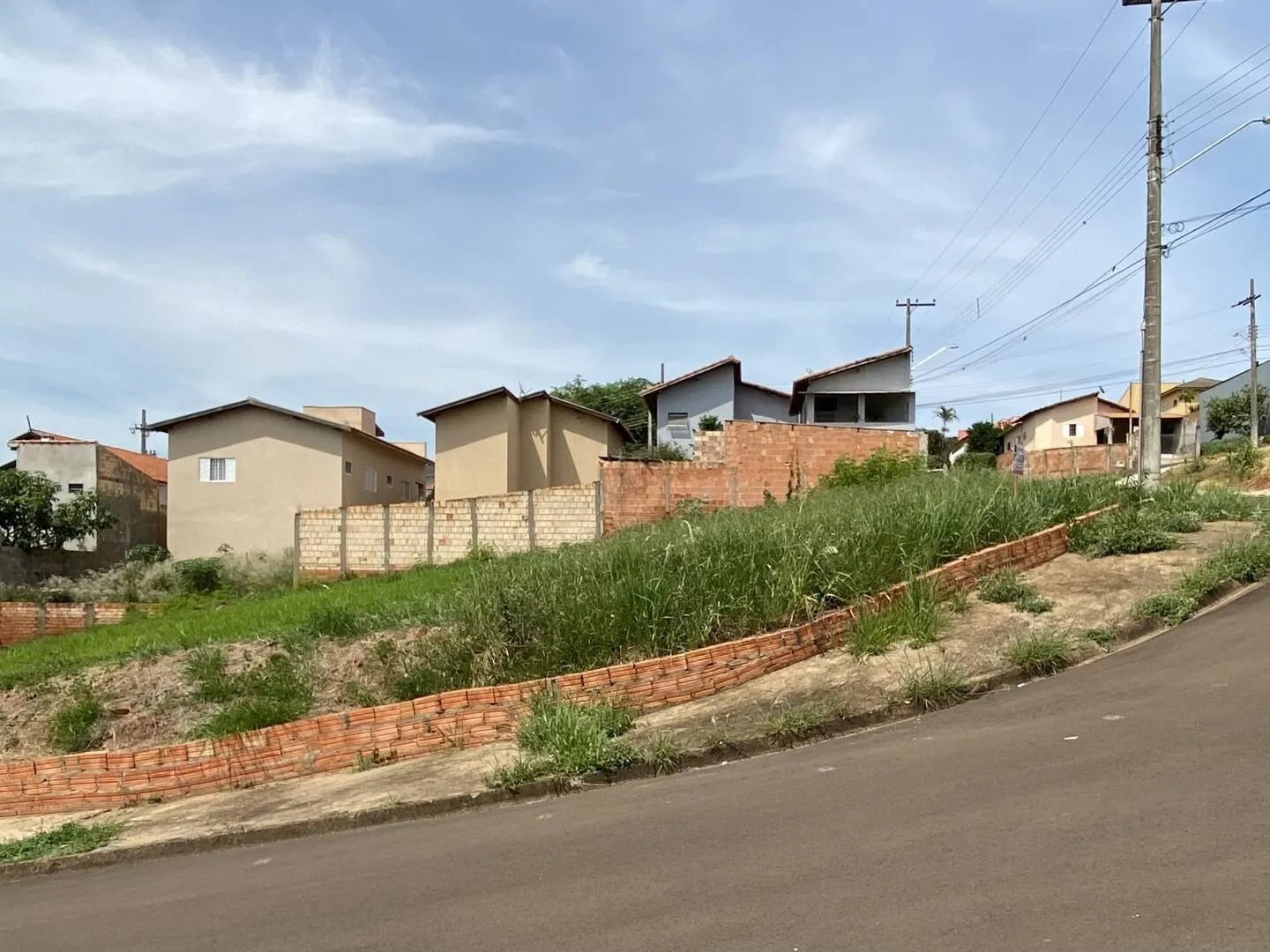 Terreno à venda de 250 m² em Piraju, SP, Brasil