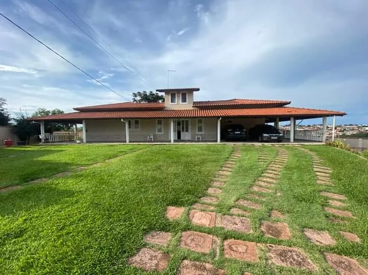 Chácara à venda de 3.000 m² em Botucatu, SP, Brasil