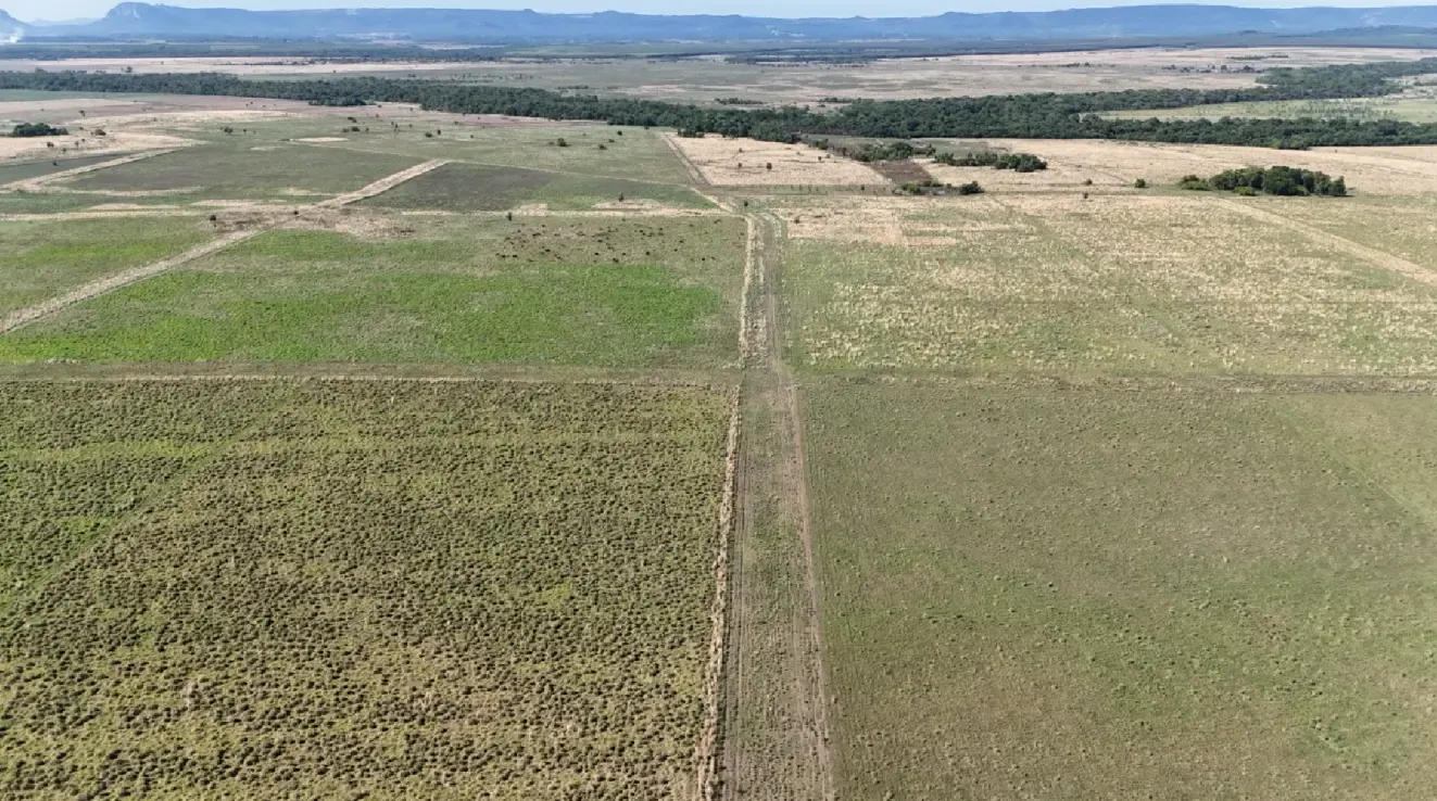 Comercial à venda de 657 ha em Paraguarí, Paraguai