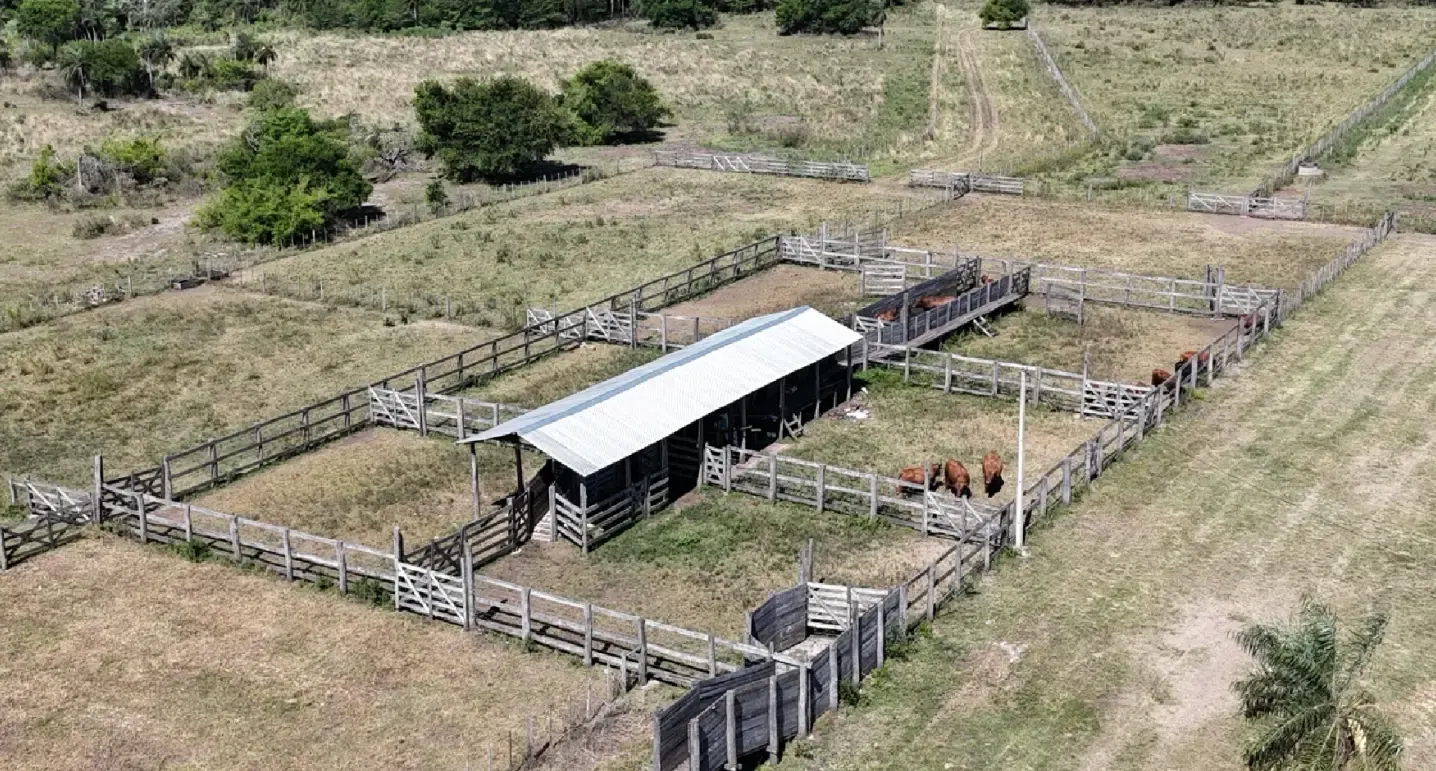 Comercial à venda de 657 ha em Paraguarí, Paraguai