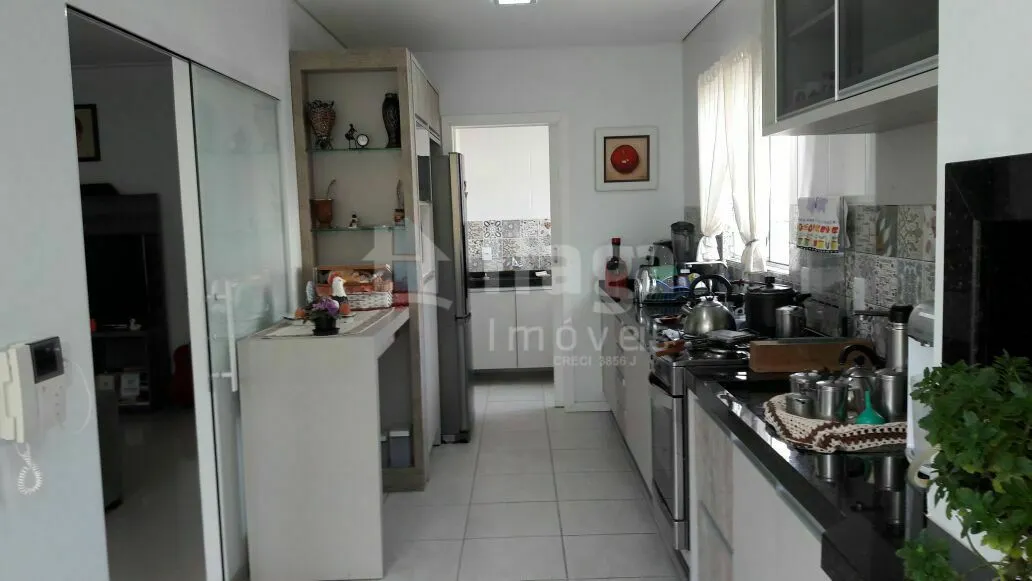 Casa à venda de 375 m² em Guabiruba, SC, Brasil