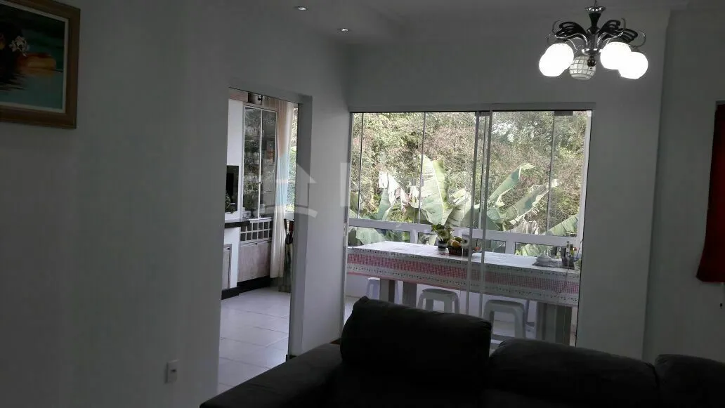 Casa à venda de 375 m² em Guabiruba, SC, Brasil
