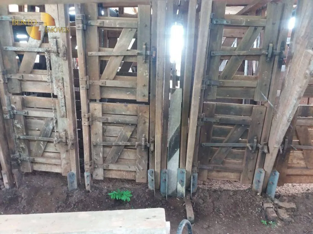 Fazenda à venda de 1.570 ha em Acorizal, MT, Brasil