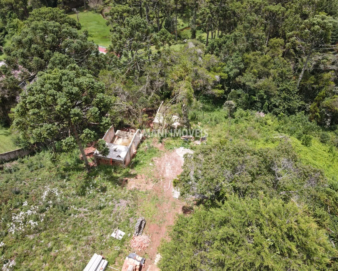Pousada à venda de 2.450 m² em Campos do Jordão, SP, Brasil