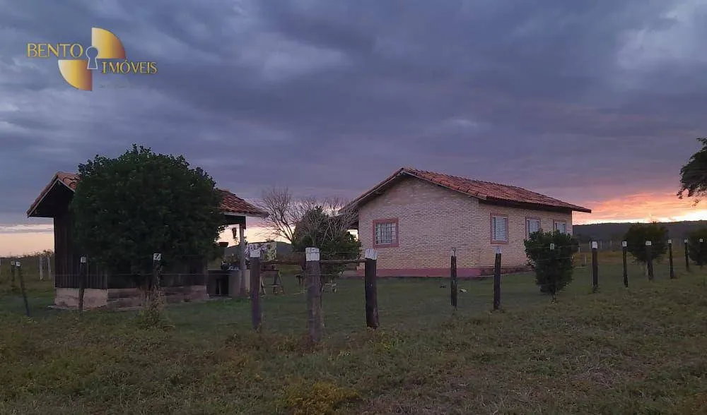 Fazenda à venda de 3.840 ha em Porto Esperidião, MT, Brasil