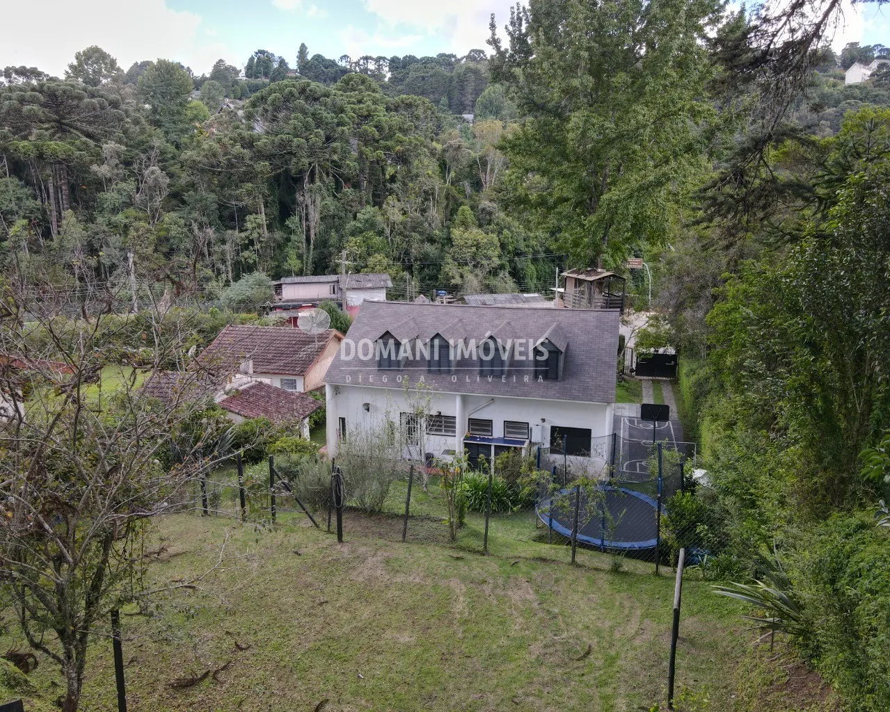 Casa à venda de 1.105 m² em Campos do Jordão, SP, Brasil