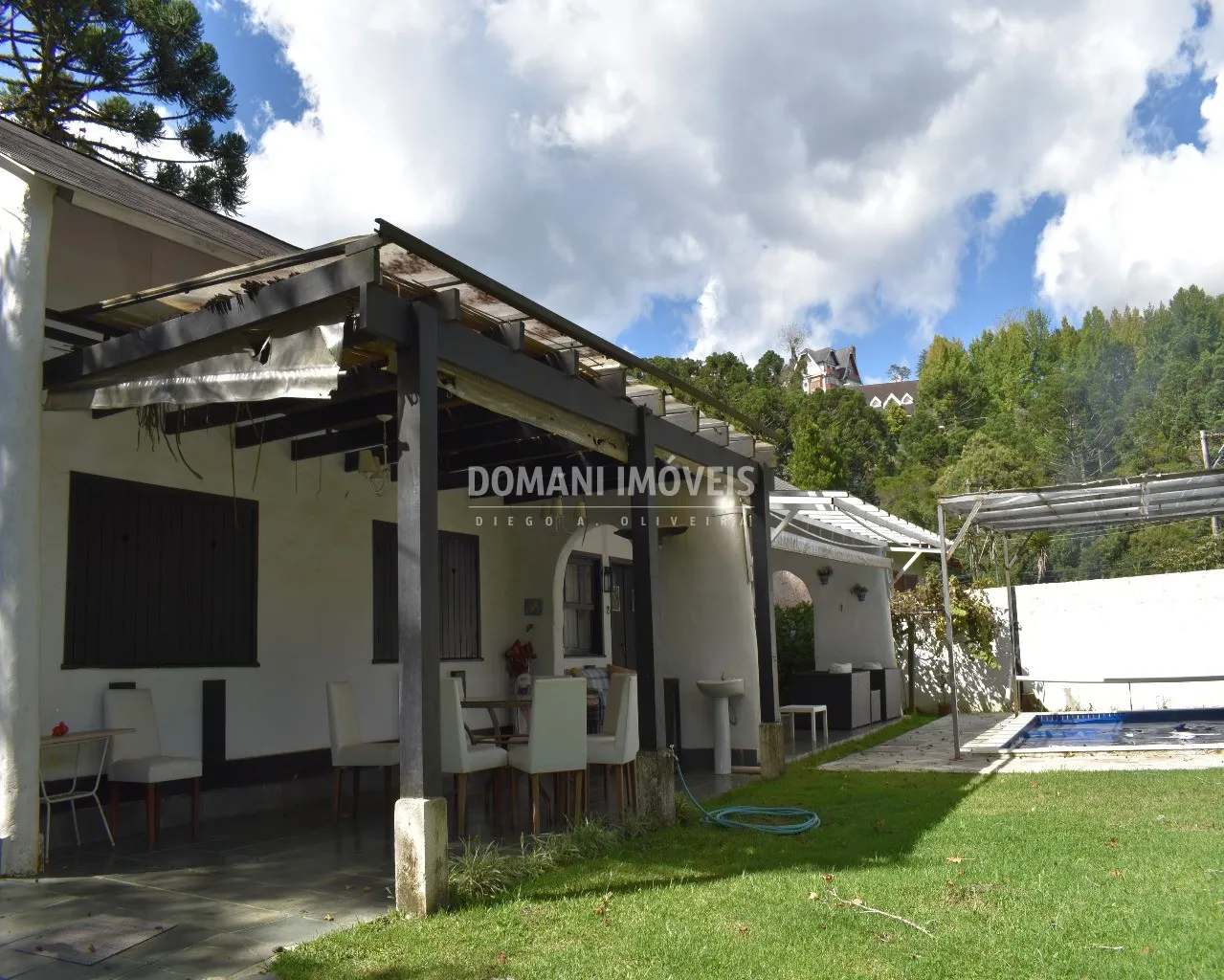 Casa à venda de 1.105 m² em Campos do Jordão, SP, Brasil