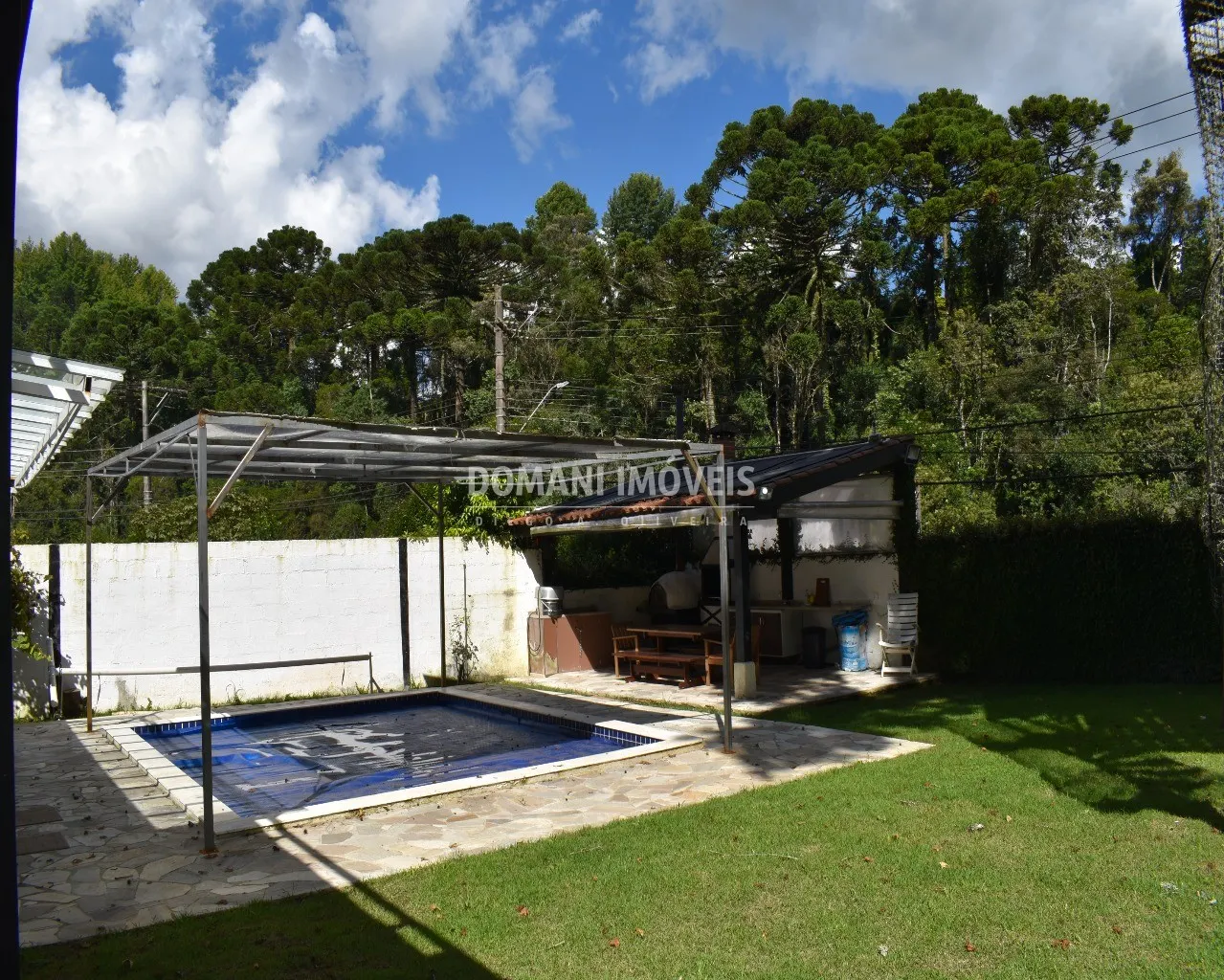 Casa à venda de 1.105 m² em Campos do Jordão, SP, Brasil