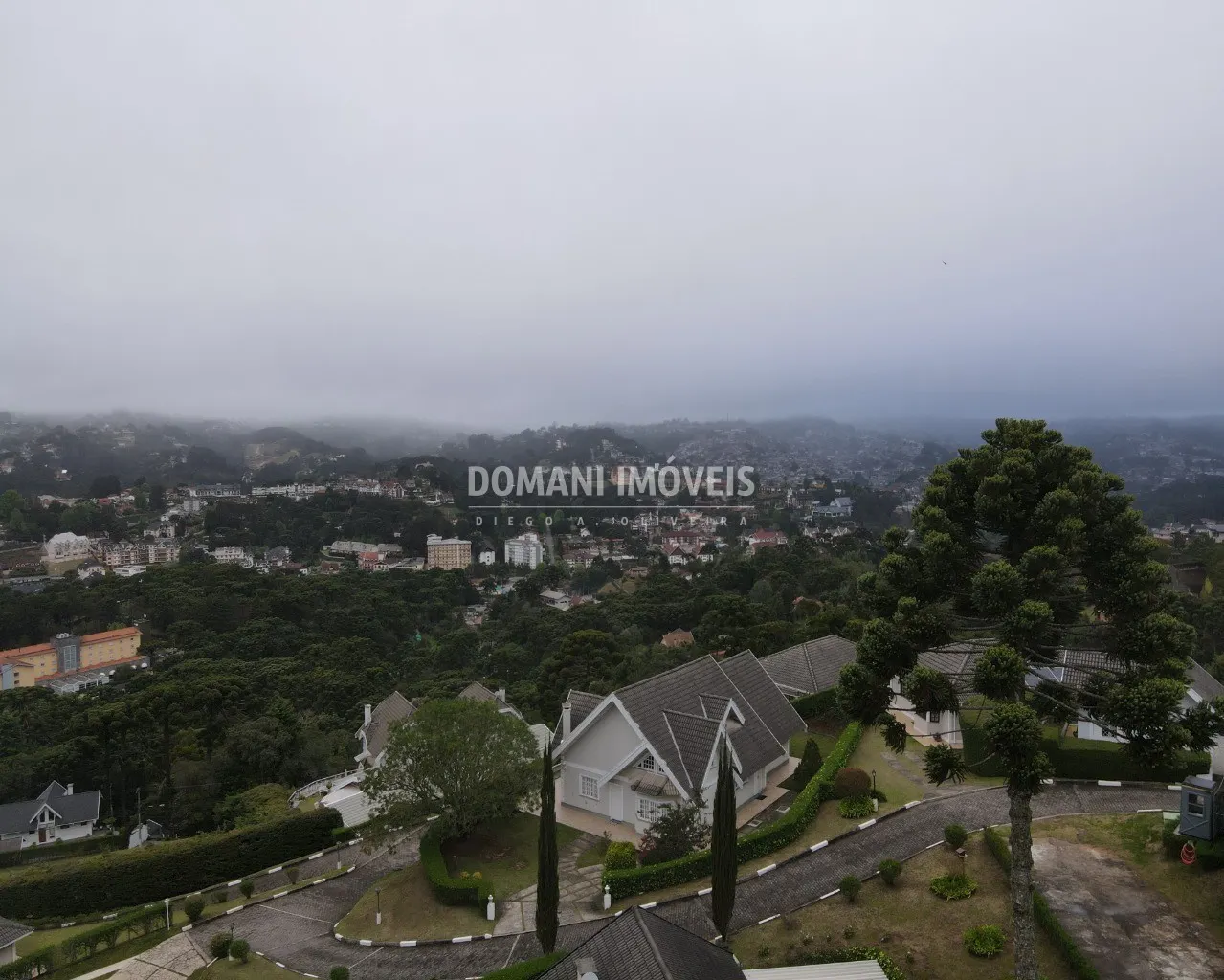 House for sale of 1,075 m² in Campos do Jordão, SP, Brazil
