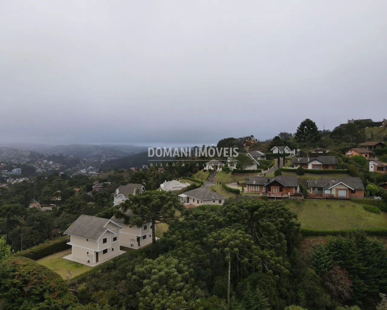 House for sale of 1,075 m² in Campos do Jordão, SP, Brazil