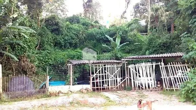 Chácara à venda de 2.438 m² em Mairiporã, SP, Brasil